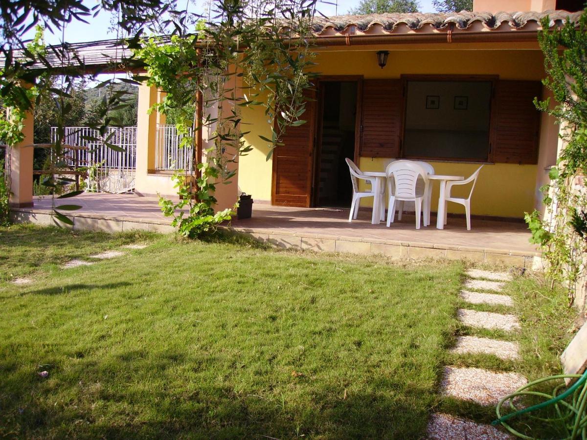 Casa Verde e Mare Villasimius Exterior foto